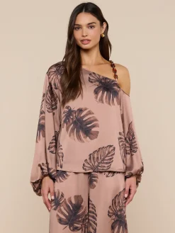 Asami Chain One-Shoulder Blouse