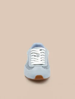 Jarah Sneaker