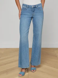 Joanne Low-Rise Wide-Leg Jean