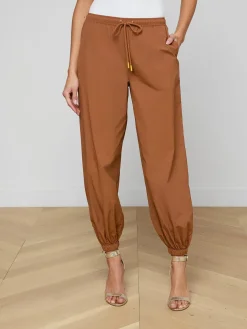 Mariko Jogger