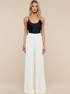 Nova Pleated Wide-Leg Pant